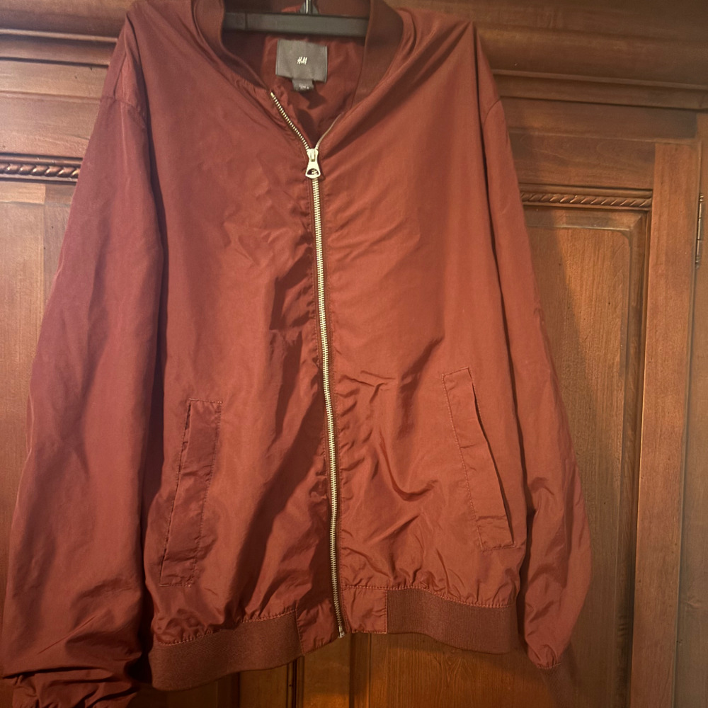 HM mens dark red jacket XL
